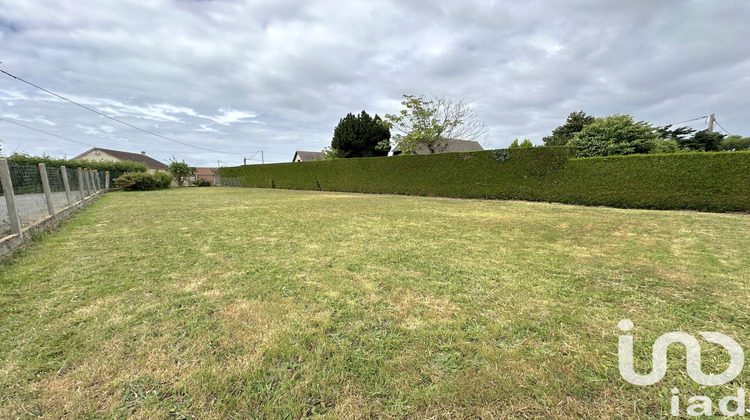 Ma-Cabane - Vente Terrain La Chapelle-du-Bois-des-Faulx, 383 m²