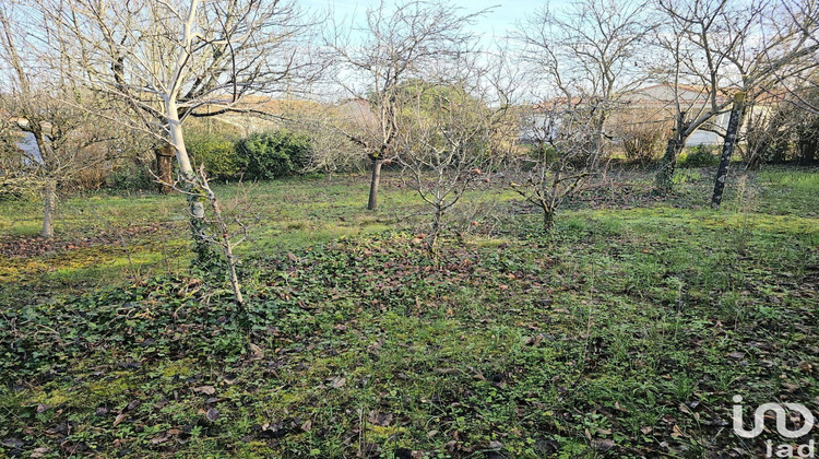 Ma-Cabane - Vente Terrain La Crèche, 584 m²