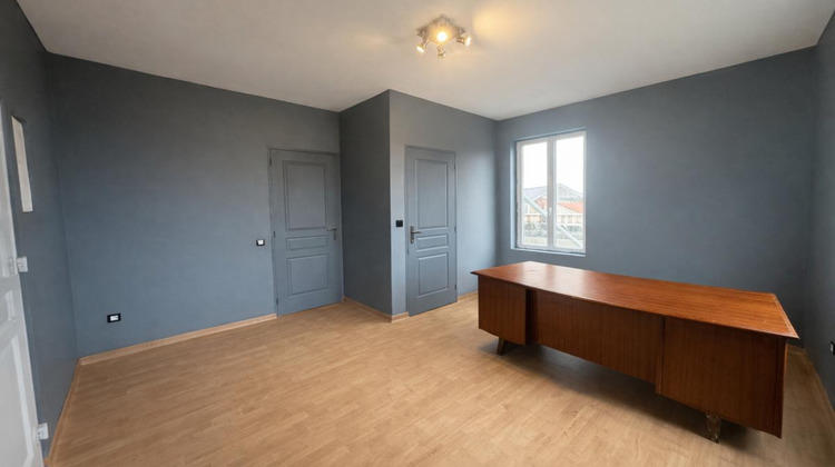 Ma-Cabane - Vente Terrain LA FERE, 653 m²