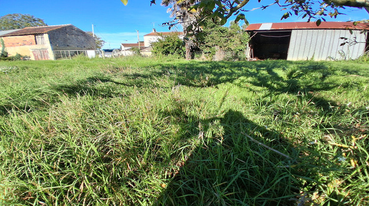 Ma-Cabane - Vente Terrain LA GRIPPERIE-SAINT-SYMPHORIEN, 732 m²