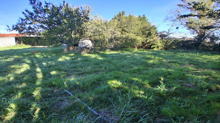 Ma-Cabane - Vente Terrain LA GRIPPERIE-SAINT-SYMPHORIEN, 1086 m²