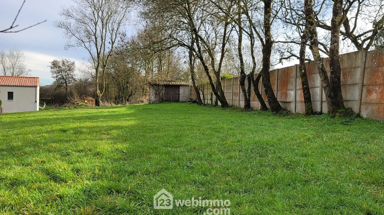 Ma-Cabane - Vente Terrain La Jonchère, 676 m²