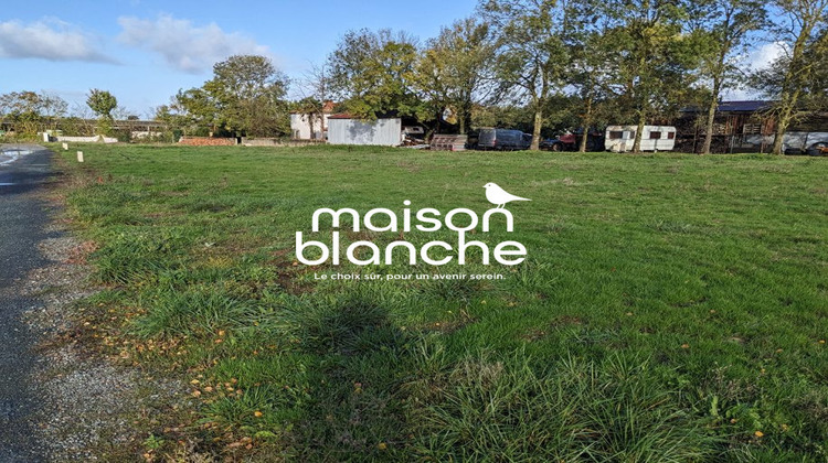 Ma-Cabane - Vente Terrain La Jonchère, 681 m²