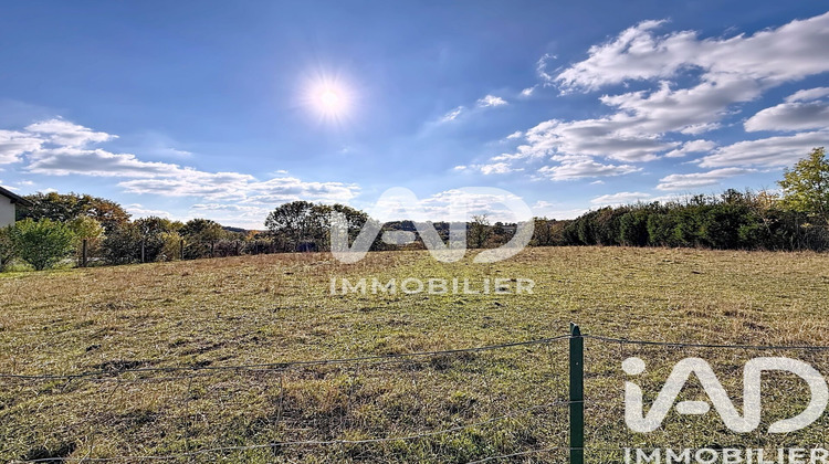 Ma-Cabane - Vente Terrain La Neuville-Au-Pont, 2020 m²