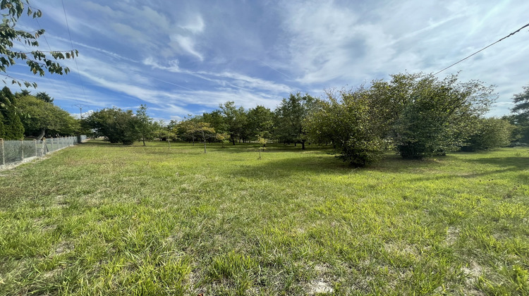 Ma-Cabane - Vente Terrain La Puye, 4225 m²