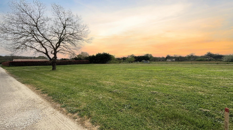 Ma-Cabane - Vente Terrain Labastide-Saint-Pierre, 950 m²