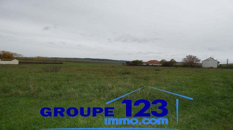 Ma-Cabane - Vente Terrain Laroche-Saint-Cydroine, 6872 m²