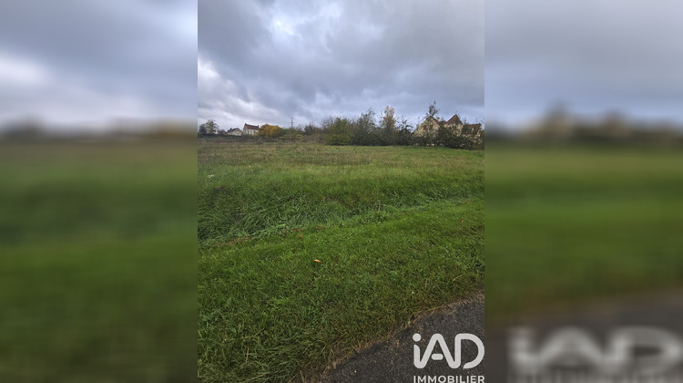 Ma-Cabane - Vente Terrain Le Breuil, 1335 m²