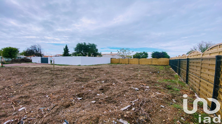 Ma-Cabane - Vente Terrain Le Château-d'Oléron, 327 m²