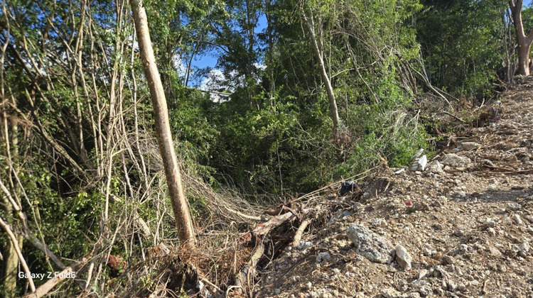 Ma-Cabane - Vente Terrain LE GOSIER, 3000 m²
