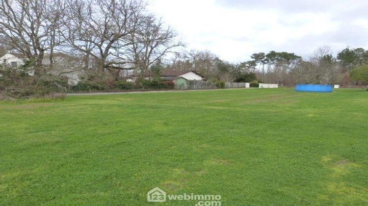 Ma-Cabane - Vente Terrain Le Pian-Médoc, 1227 m²