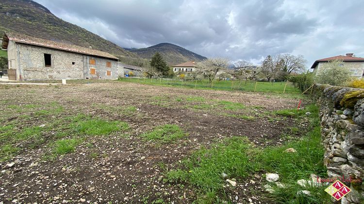 Ma-Cabane - Vente Terrain LE TOUVET, 388 m²