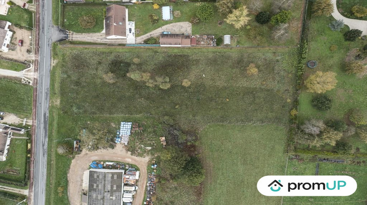 Ma-Cabane - Vente Terrain Les Bordes, 2550 m²