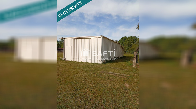 Ma-Cabane - Vente Terrain Les Bordes, 3733 m²