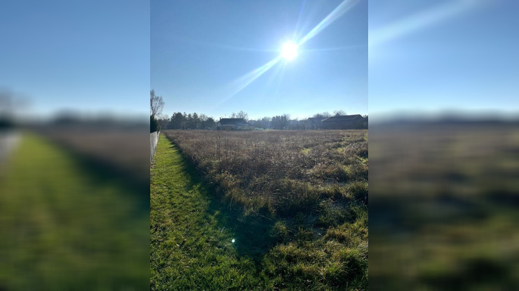 Ma-Cabane - Vente Terrain LES GRANDES CHAPELLES, 1700 m²