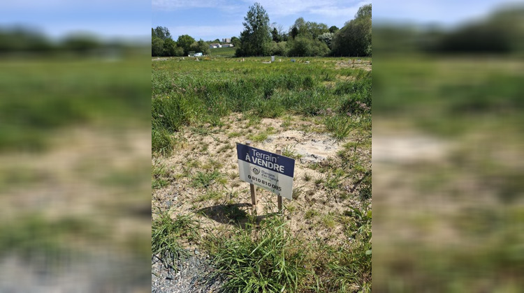 Ma-Cabane - Vente Terrain LES HERBIERS, 305 m²