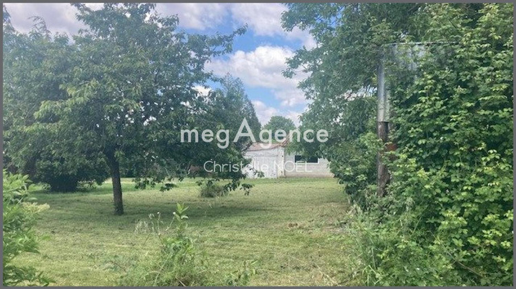 Ma-Cabane - Vente Terrain LES MAGNILS REIGNIERS, 1000 m²