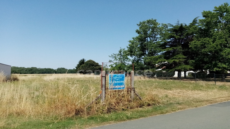 Ma-Cabane - Vente Terrain LES MAGNILS REIGNIERS, 1100 m²