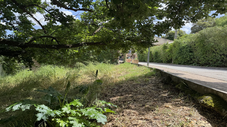 Ma-Cabane - Vente Terrain Les Mayons, 350 m²