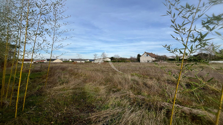 Ma-Cabane - Vente Terrain LES MONTILS, 522 m²