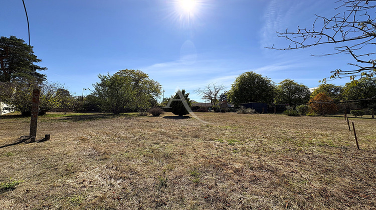 Ma-Cabane - Vente Terrain LES MONTILS, 837 m²