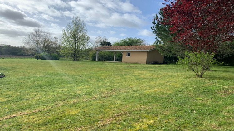 Ma-Cabane - Vente Terrain Lignan-de-Bordeaux, 1030 m²
