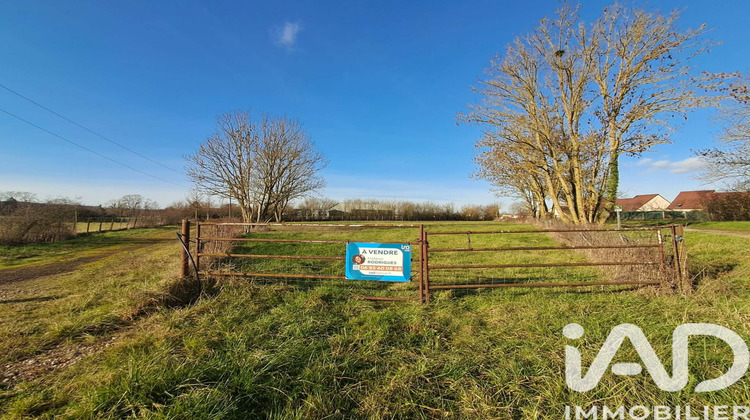 Ma-Cabane - Vente Terrain Ligny-le-Châtel, 2297 m²