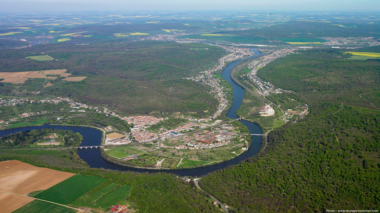 Ma-Cabane - Vente Terrain LIVERDUN, 1531 m²