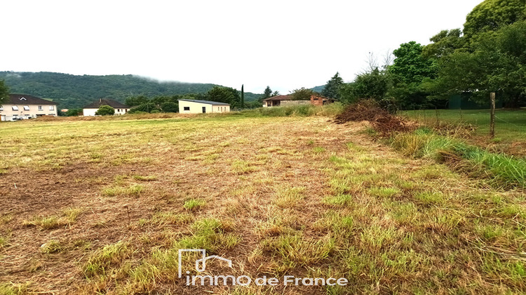 Ma-Cabane - Vente Terrain LIVINHAC-LE-HAUT, 1796 m²