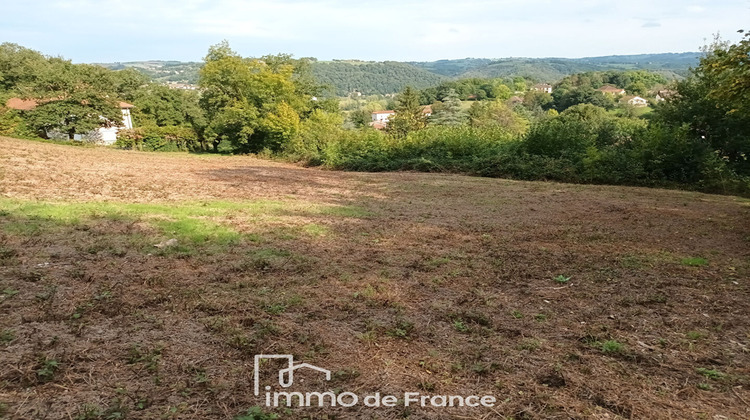 Ma-Cabane - Vente Terrain LIVINHAC-LE-HAUT, 1955 m²