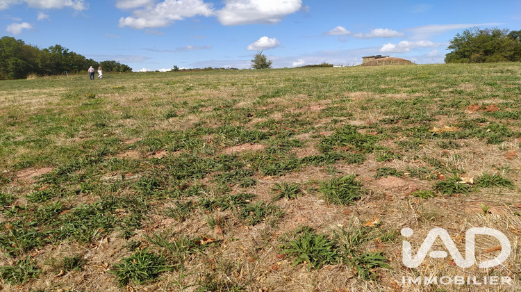 Ma-Cabane - Vente Terrain Louignac, 8900 m²