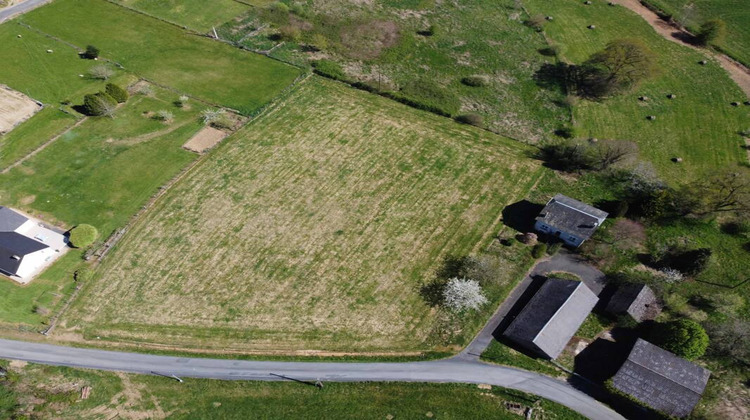 Ma-Cabane - Vente Terrain LUBERSAC, 2950 m²