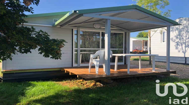 Ma-Cabane - Vente Terrain Lussac-les-Châteaux, 1377 m²