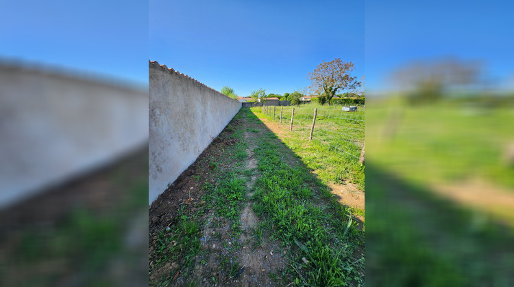 Ma-Cabane - Vente Terrain Magnils-Reigniers, 898 m²