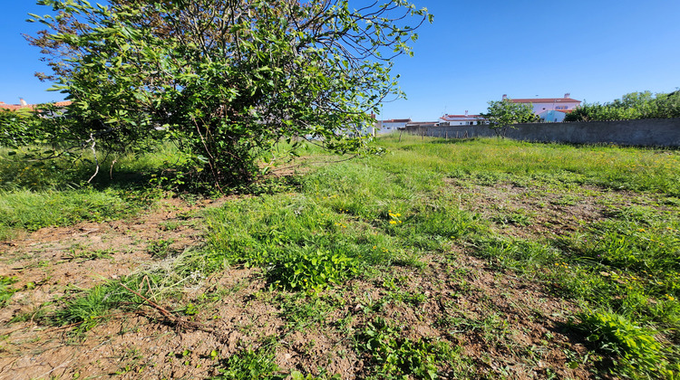 Ma-Cabane - Vente Terrain Magnils-Reigniers, 898 m²