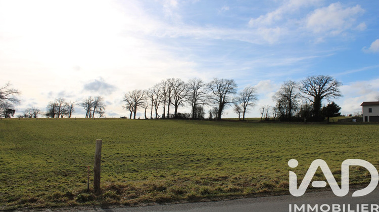 Ma-Cabane - Vente Terrain Marcolès, 1700 m²