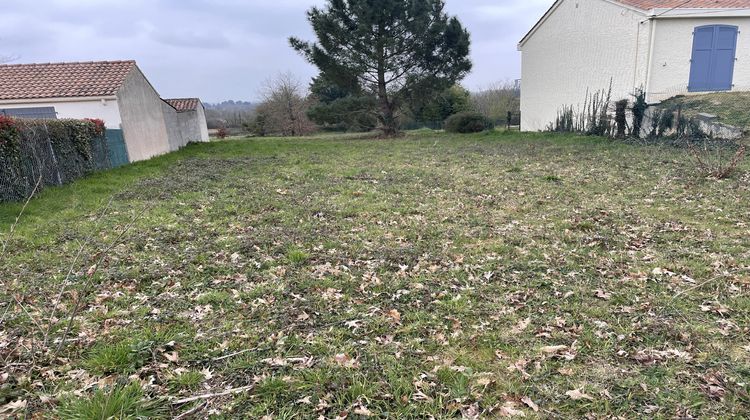 Ma-Cabane - Vente Terrain Mareuil-sur-Lay-Dissais, 2092 m²