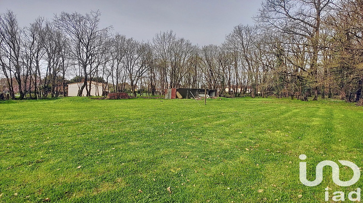 Ma-Cabane - Vente Terrain Marigny-Chemereau, 2326 m²