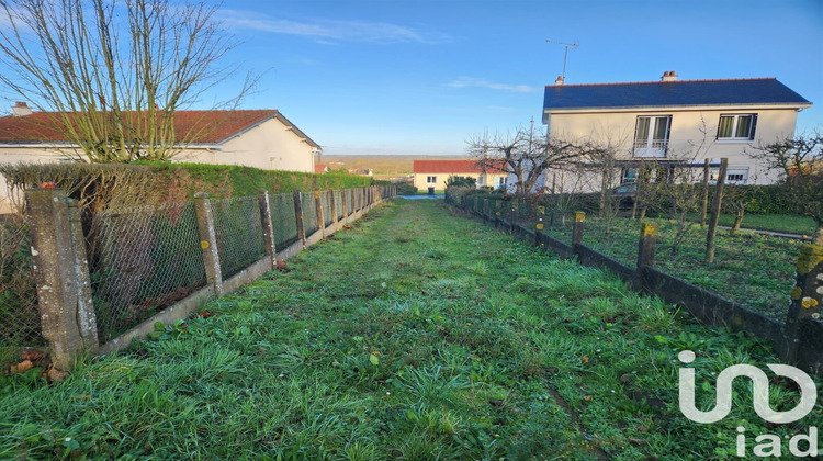 Ma-Cabane - Vente Terrain Mauges-sur-Loire, 863 m²