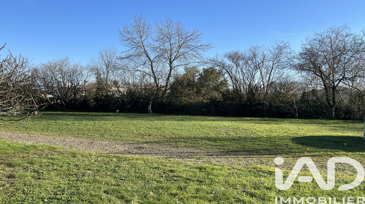 Ma-Cabane - Vente Terrain Mauzé-sur-le-Mignon, 901 m²