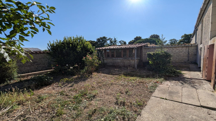 Ma-Cabane - Vente Terrain Mauze-sur-le-Mignon, 1073 m²