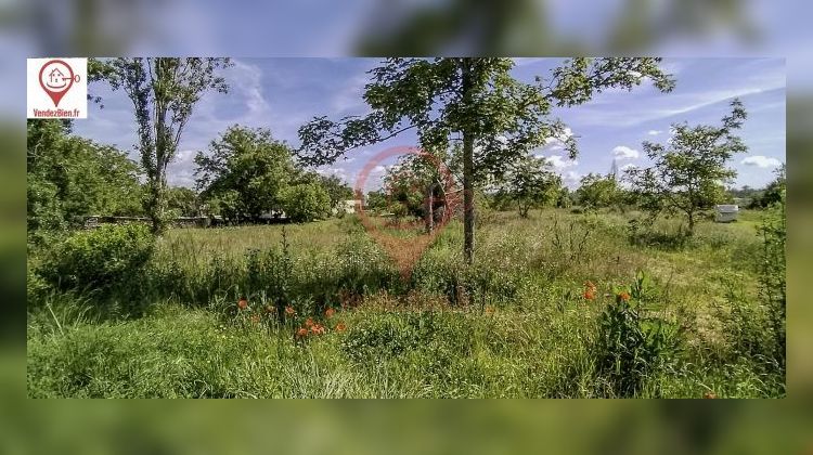 Ma-Cabane - Vente Terrain Mehun-sur-Yèvre, 1710 m²