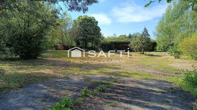 Ma-Cabane - Vente Terrain Meslay-du-Maine, 2522 m²