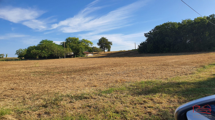 Ma-Cabane - Vente Terrain Monbalen, 3100 m²