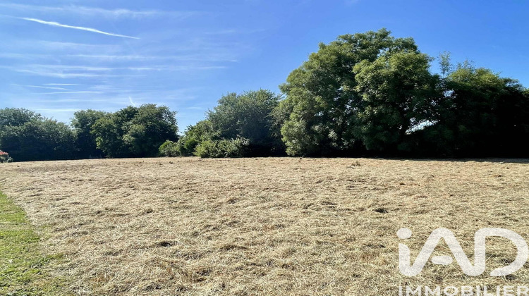Ma-Cabane - Vente Terrain Monceaux-en-Bessin, 3066 m²
