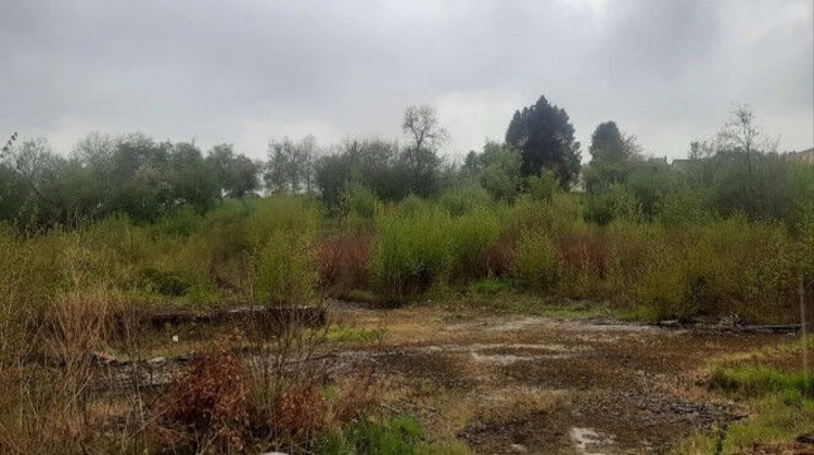 Ma-Cabane - Vente Terrain MONT-SAINT-MARTIN, 410 m²