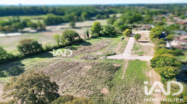 Ma-Cabane - Vente Terrain Montagnat, 592 m²