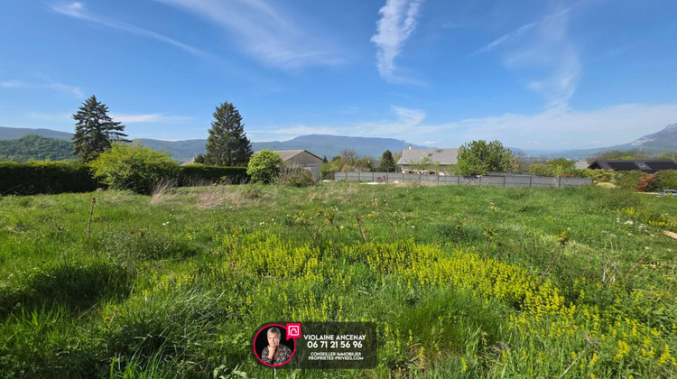 Ma-Cabane - Vente Terrain MONTAGNOLE, 722 m²