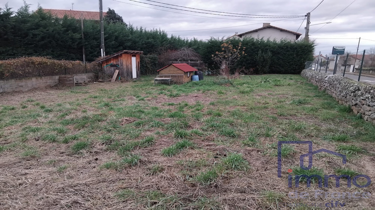 Ma-Cabane - Vente Terrain Montbrison, 680 m²