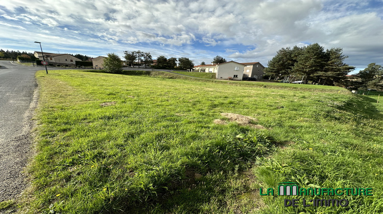 Ma-Cabane - Vente Terrain Montfaucon-en-Velay, 1574 m²